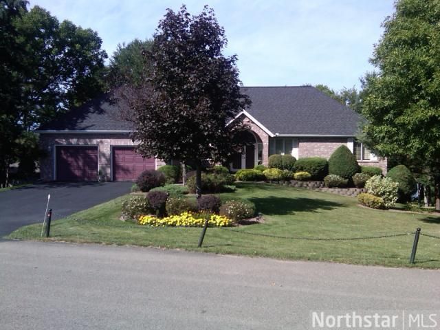24540 E Cedar Lake Dr, New Prague, MN 56071