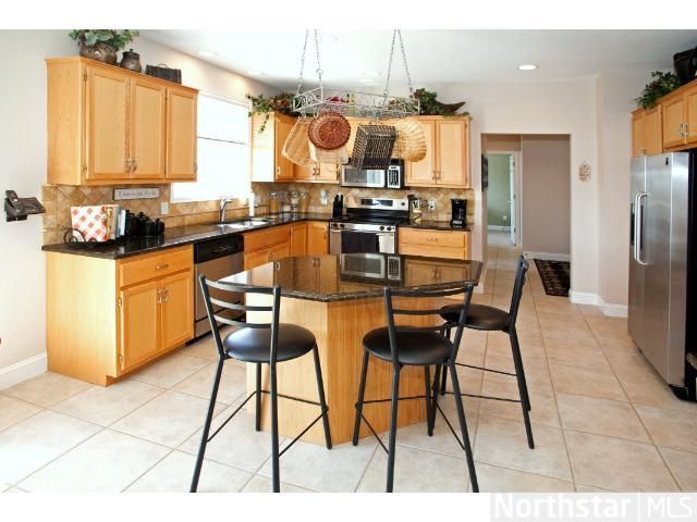9324 178th St W, Lakeville, MN 55044