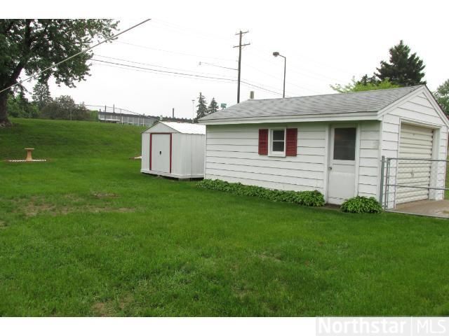 422 Tower St, Maplewood, MN 55119