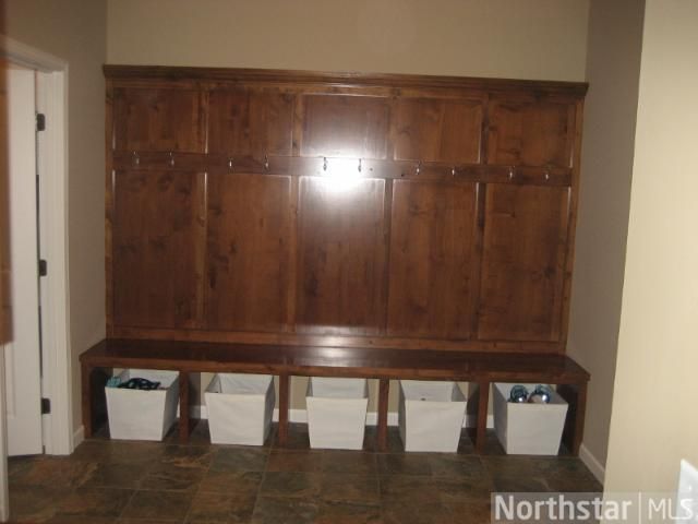 9959 Vagabond Ct N, Maple Grove, MN 55311