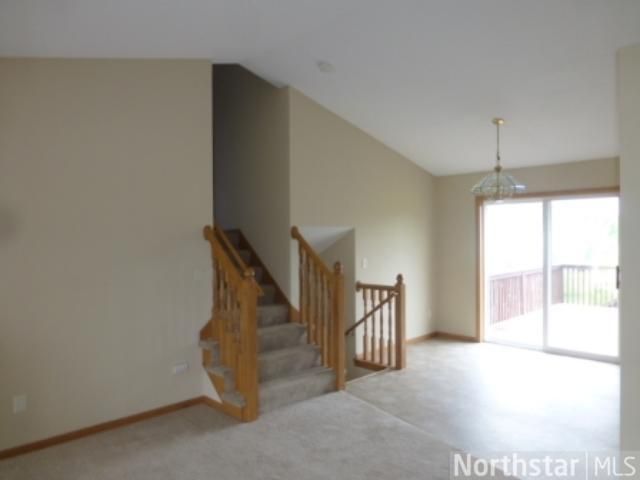8091 Meadowood Dr, Rockford, MN 55373