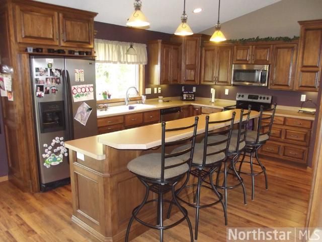 944 14th Ave NE, Saint Joseph, MN 56374