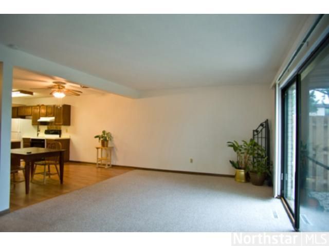 125 N Mcknight Rd N #K, Saint Paul, MN 55119
