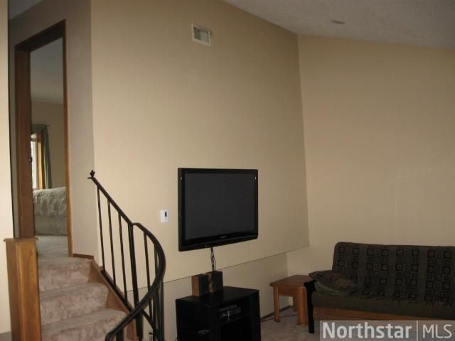 5209 Hiawatha Ln, Minneapolis, MN 55417