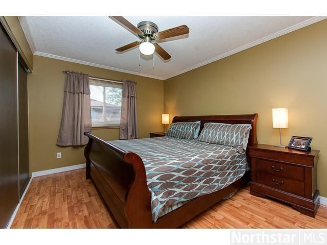 8401 Kentucky Ave N, Brooklyn Park, MN 55445