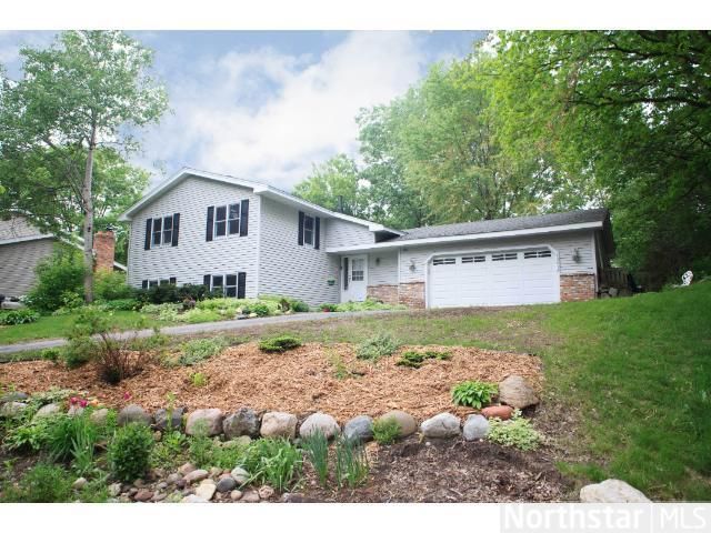 13035 Flagstaff Ave, Apple Valley, MN 55124