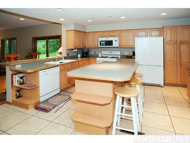 13035 Flagstaff Ave, Apple Valley, MN 55124