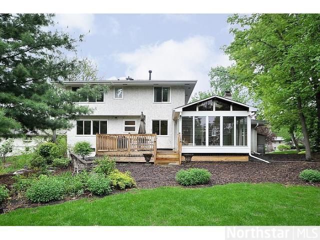 5800 Lake Rose Cir, Minnetonka, MN 55345