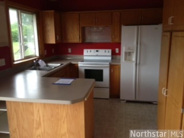 9176 Fallon Dr NE, Monticello, MN 55362