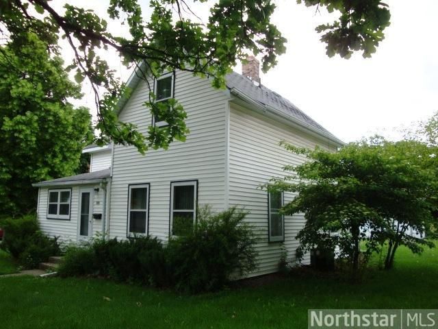 705 Brown St SW, Hutchinson, MN 55350