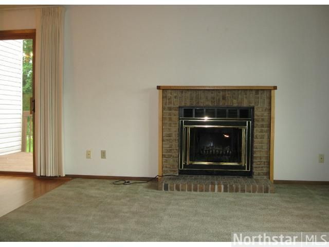 4289 Evergreen Dr, Vadnais Heights, MN 55127