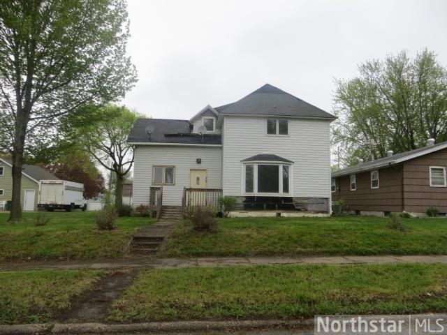 207 Mill Ave NE, Montgomery, MN 56069