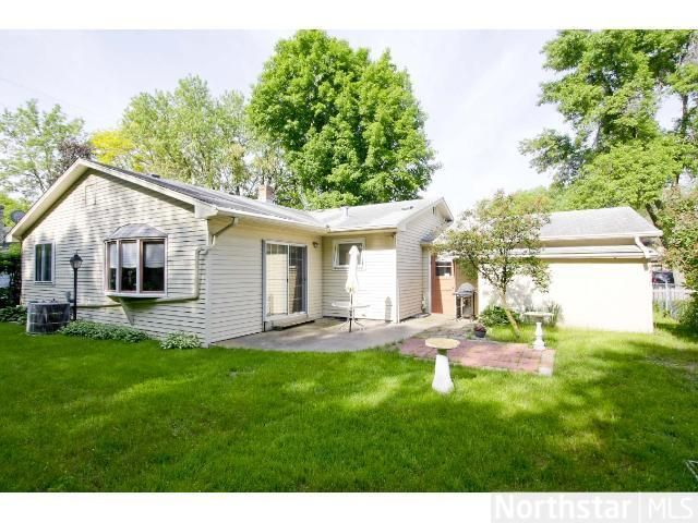 158 Hazel St N, Saint Paul, MN 55119