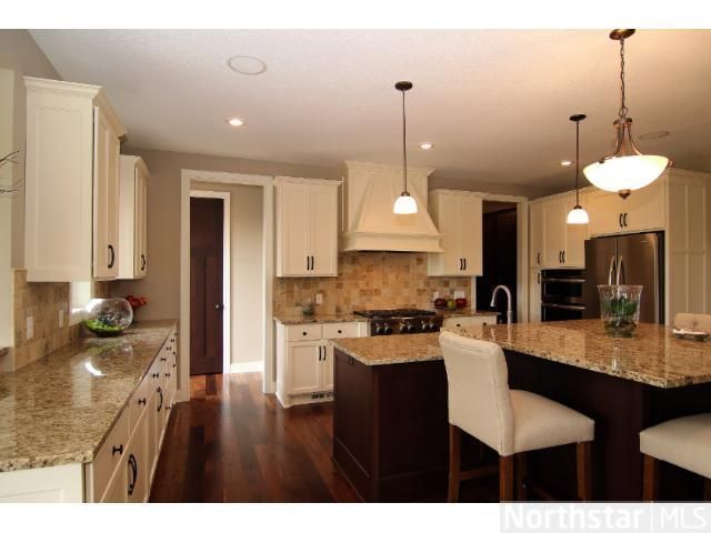 6332 Bellevue Ln, Eden Prairie, MN 55344