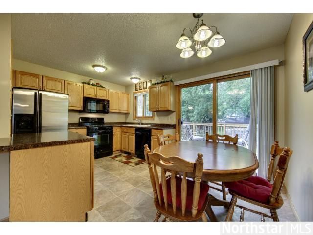 7639 Carillon Pz E, Woodbury, MN 55125