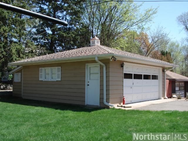 1290 Etna St, Saint Paul, MN 55106