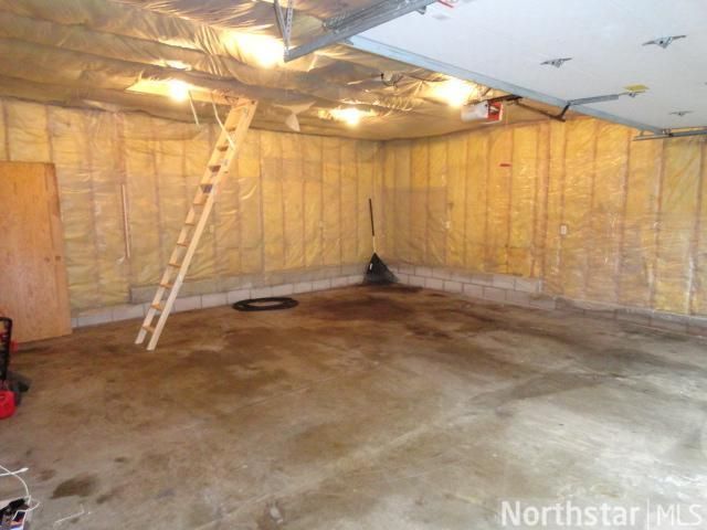 2457 14th Ave E, North Saint Paul, MN 55109