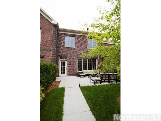 12450 Flanders Ct NE #B, Blaine, MN 55449