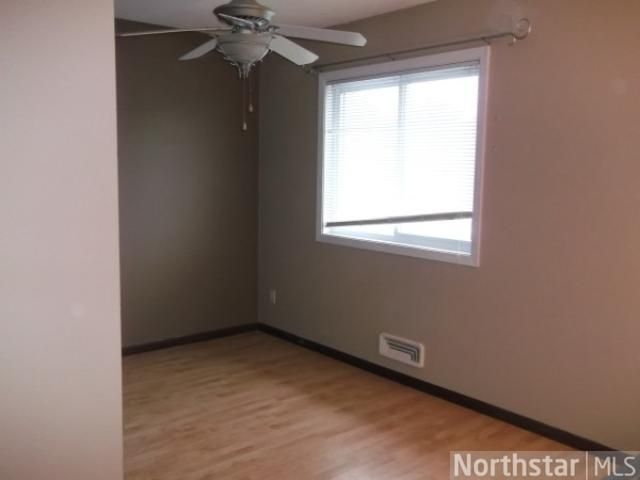 7709 Whitney Dr, Apple Valley, MN 55124