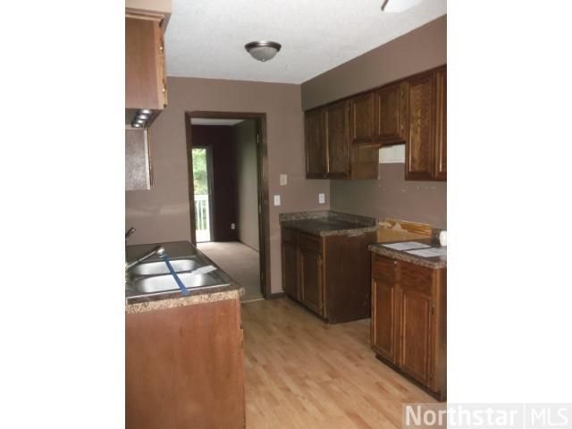 7709 Whitney Dr, Apple Valley, MN 55124