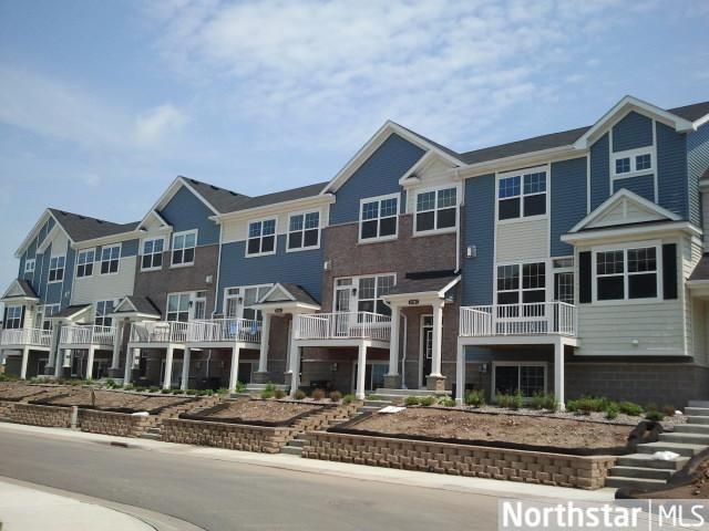 17169 72nd Ave N #2903, Maple Grove, MN 55311