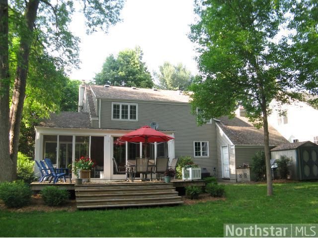 2298 6th St, White Bear Lake, MN 55110