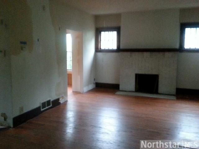 218 Milton St N, Saint Paul, MN 55104