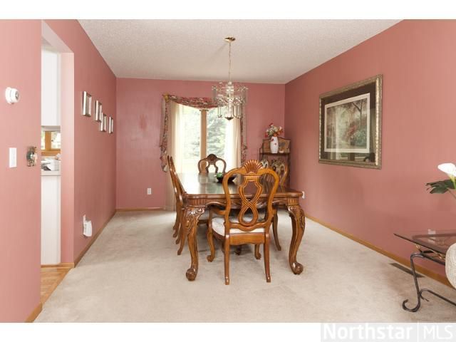 13542 Foxberry Rd, Savage, MN 55378