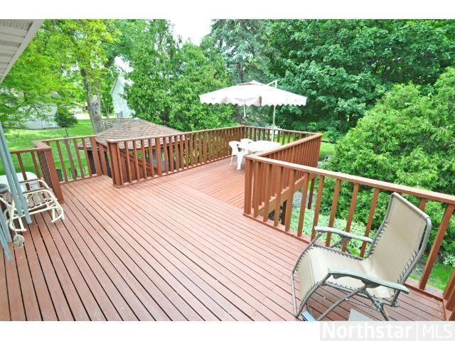 1255 Welcome Ave N, Golden Valley, MN 55422