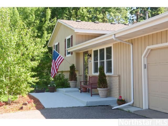 11220 Nevada Ave N, Champlin, MN 55316