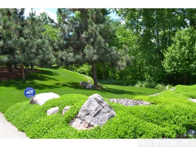 7929 Iris Ave, North Branch, MN 55056