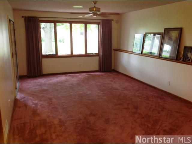 918 Westwood Ct, Farmington, MN 55024