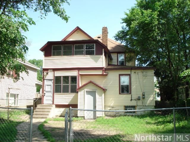 1036 Sims Ave, Saint Paul, MN 55106