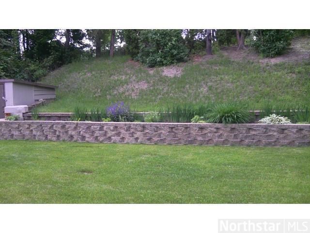 844 8th Ave S, South Saint Paul, MN 55075