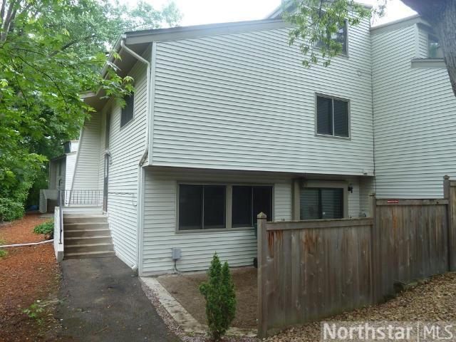 5532 E Bavarian Ps NE, Fridley, MN 55432