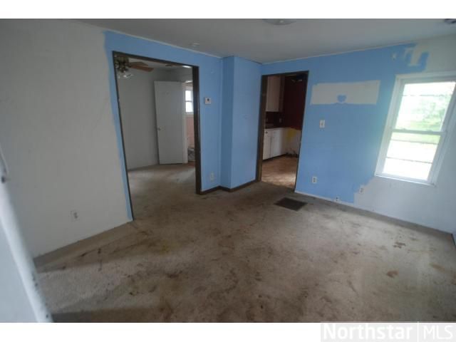 477 Hatch Ave, Saint Paul, MN 55117