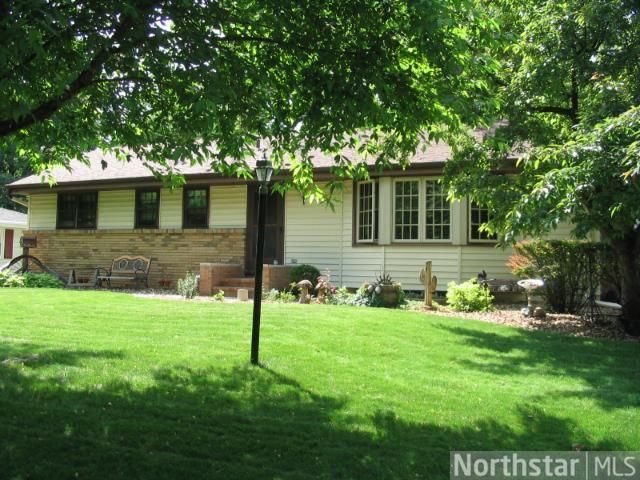 4957 Xylon Ave N, New Hope, MN 55428
