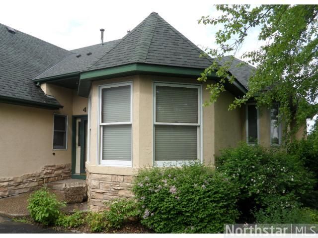 4700 Birch Cove Dr, White Bear Lake, MN 55110