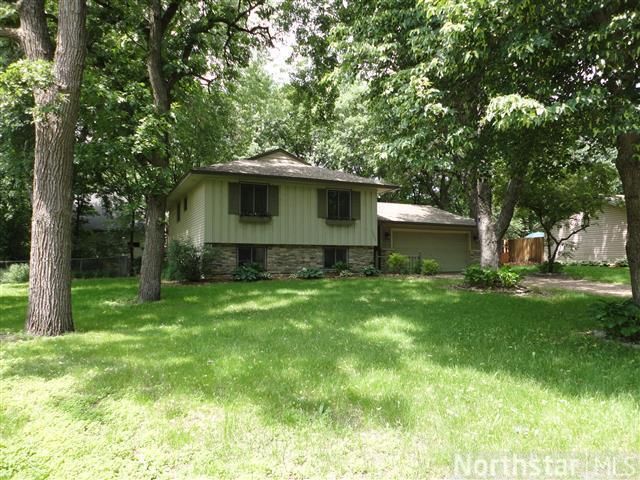 1482 97th Ave NW, Coon Rapids, MN 55433
