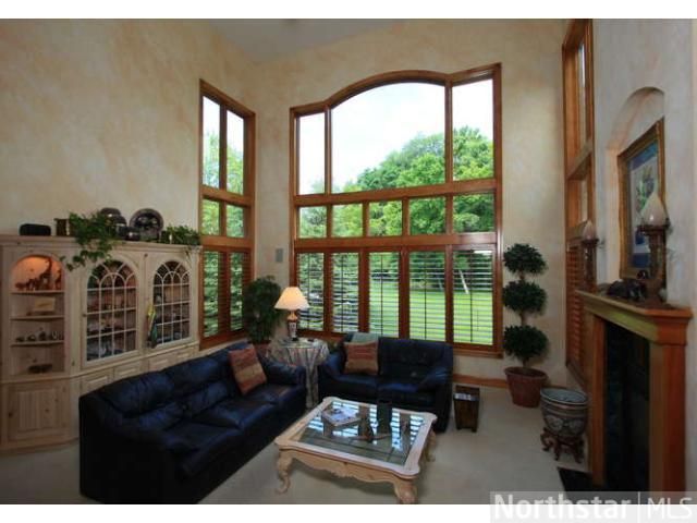 16370 Eagle Ridge Dr, Minnetonka, MN 55345