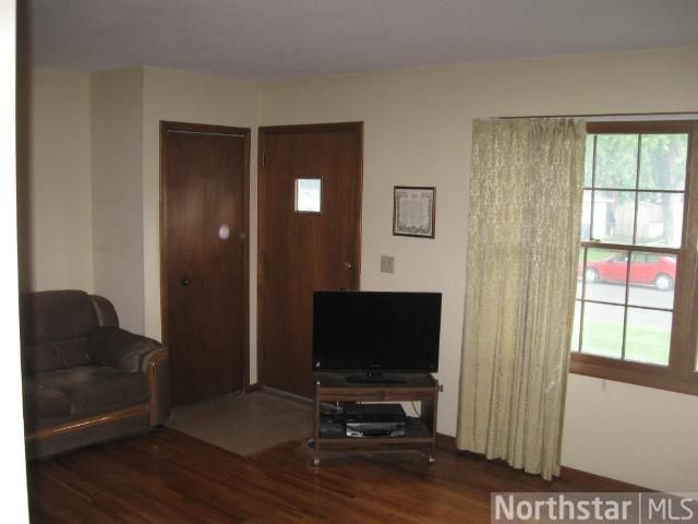 6673 Upper 163rd Ct W, Rosemount, MN 55068