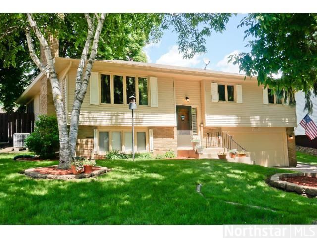 1550 2nd St SW, New Brighton, MN 55112