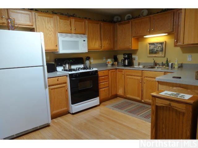 17256 Deerfield Dr, Prior Lake, MN 55372