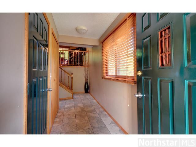 15427 Lesley Ln, Eden Prairie, MN 55346