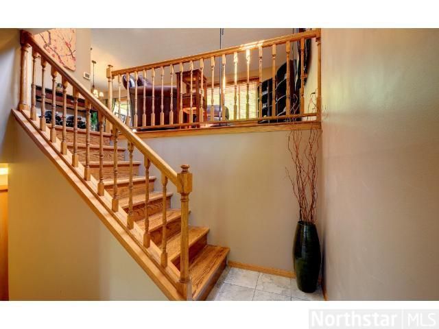 15427 Lesley Ln, Eden Prairie, MN 55346
