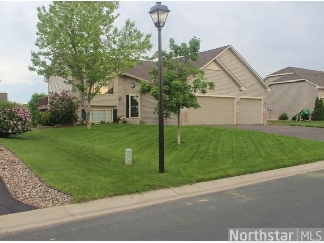 2037 River Bend Trl, Mayer, MN 55360