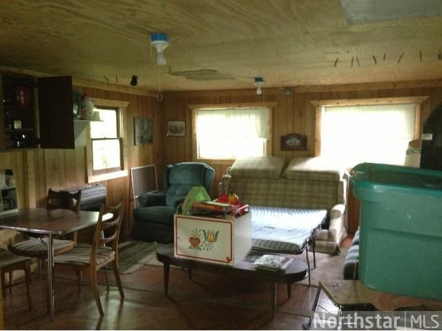 576 16th St, Dallas, WI 54733