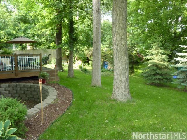 13884 Glendale Ct, Apple Valley, MN 55124