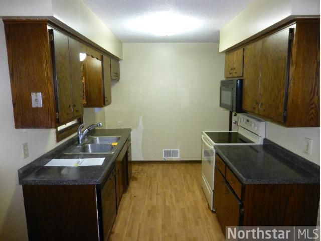 7350 214th St N, Forest Lake, MN 55025