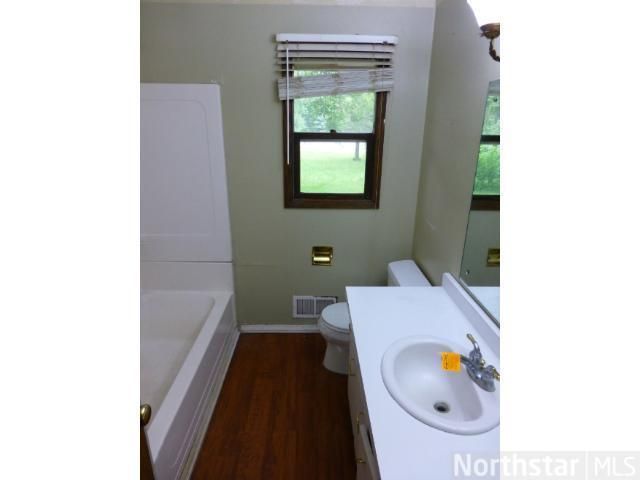 7350 214th St N, Forest Lake, MN 55025